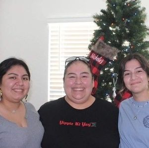 Meet your Posher, Cynthia